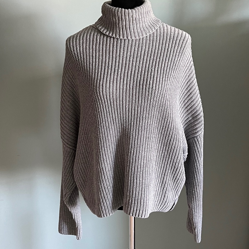Abercrombie & Fitch Light Gray Knit Turtleneck Sweater XL